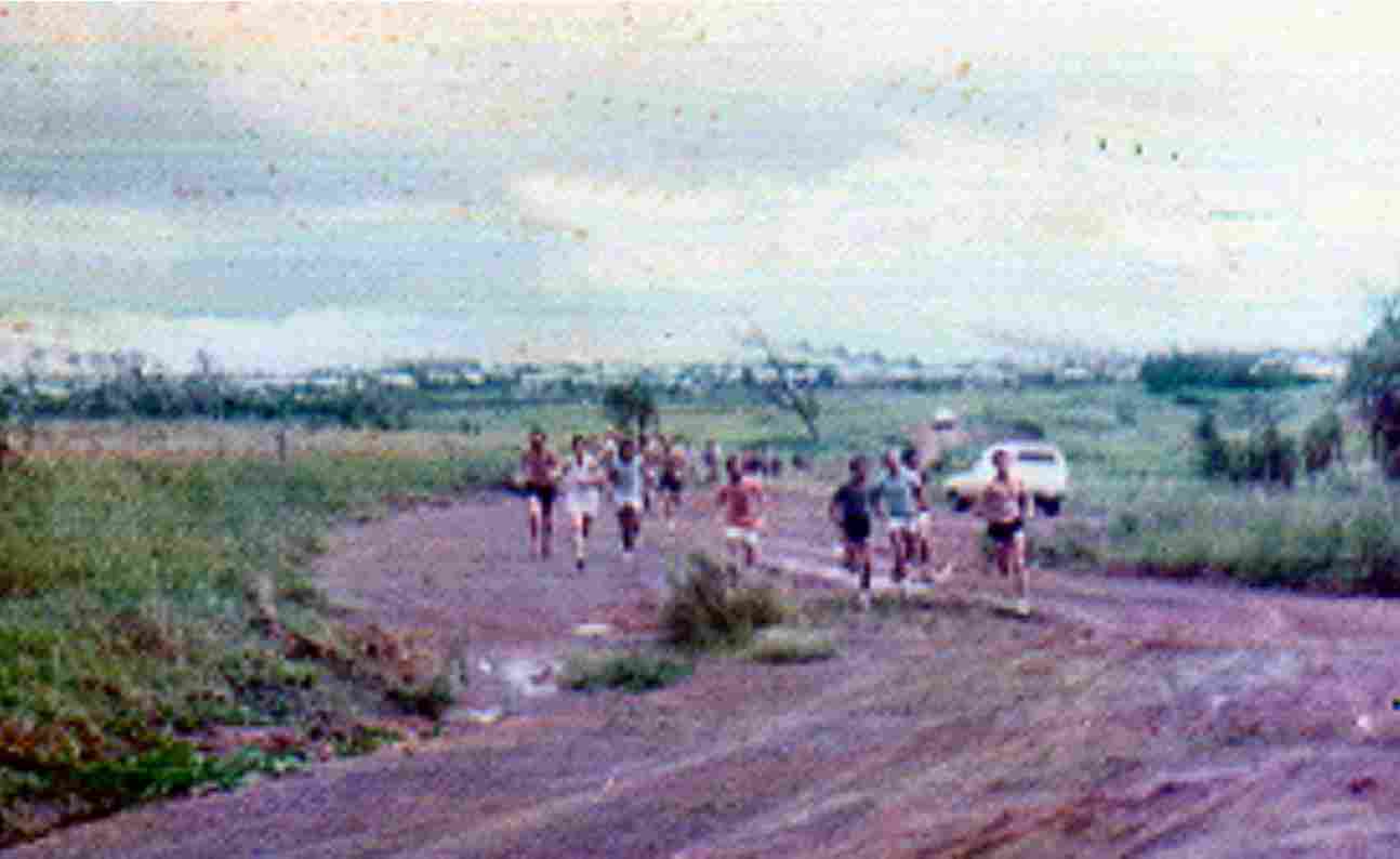 Cross-Country in 1976 - running up the track from Rapid Creek to the Dripstone Cliffs.